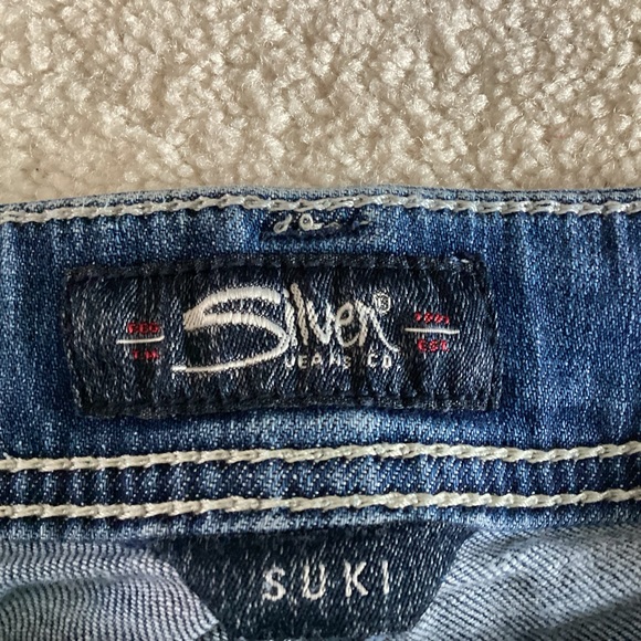 Silver jean capris - Picture 5 of 5